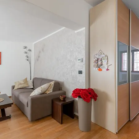 L'isola Che Non C'e - & Business Apartment