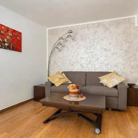 L'isola Che Non C'e - & Business Apartment *